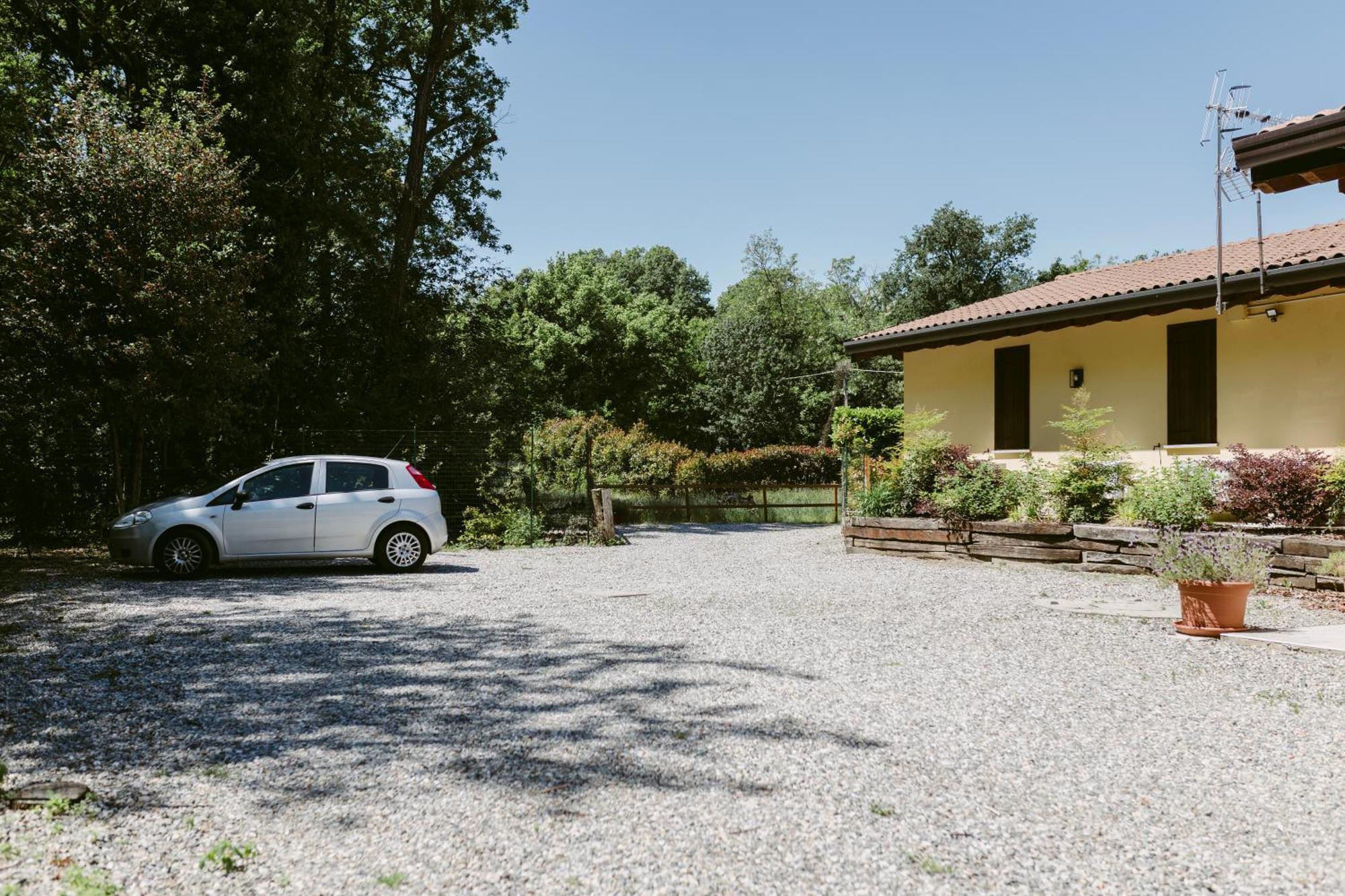 La Casetta Malpensa Guesthouse คาเซ นูโอเว ภายนอก รูปภาพ